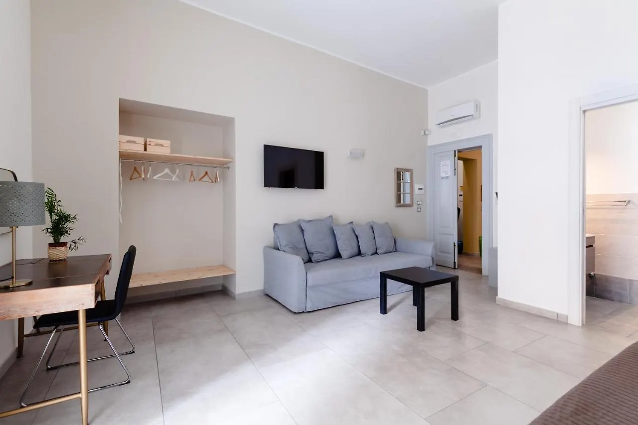 Hotel Monteoliveto 33 Nápoles Italia